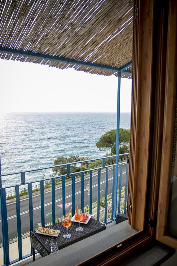 Oasi Relais Bed & Breakfast Вико Екуензе Екстериор снимка