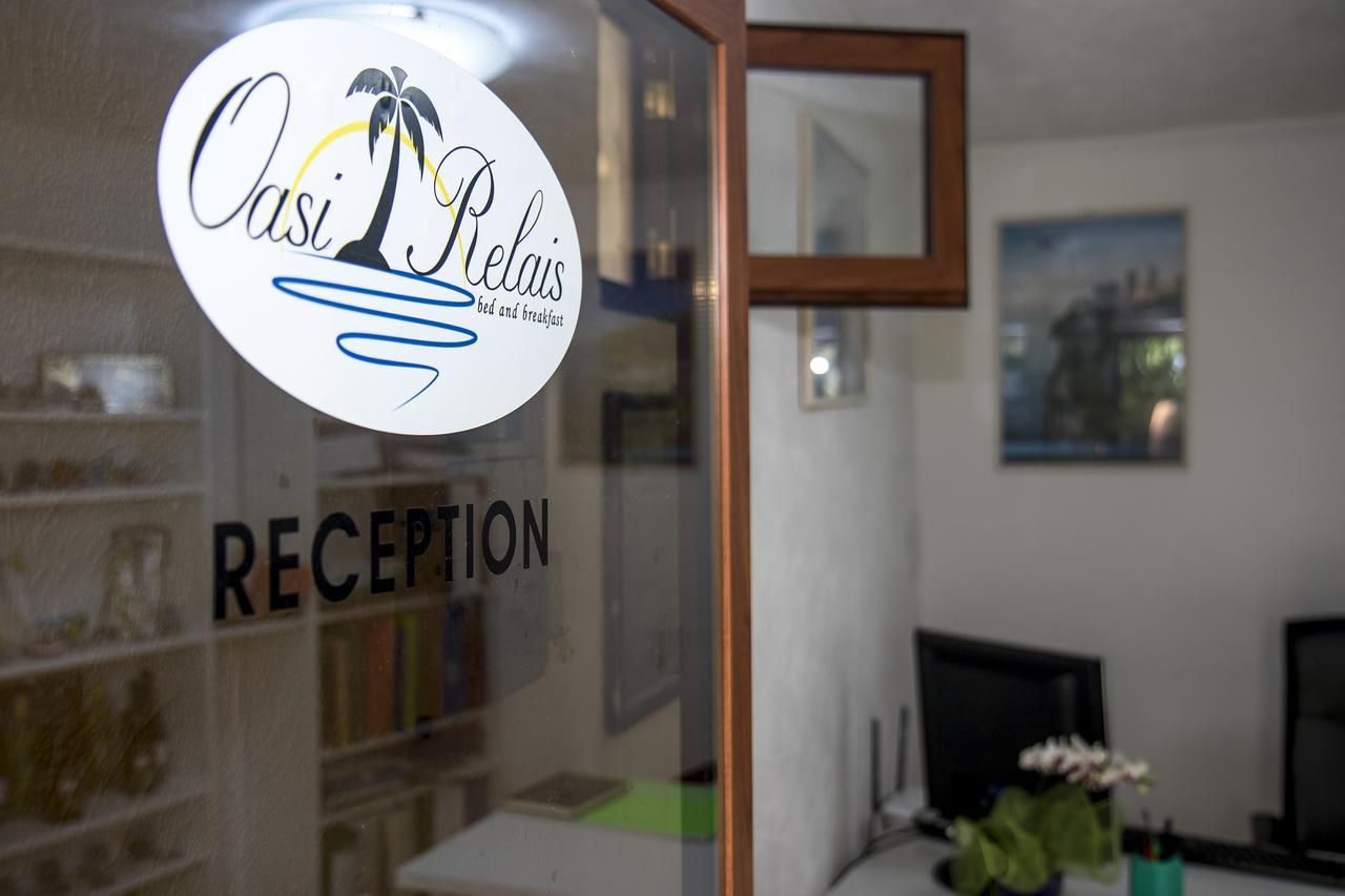 Oasi Relais Bed & Breakfast Вико Екуензе Екстериор снимка