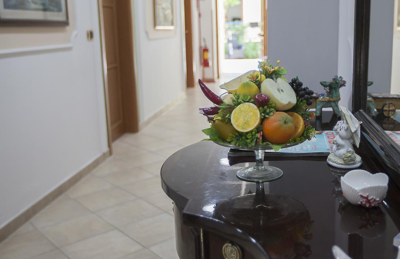 Oasi Relais Bed & Breakfast Вико Екуензе Екстериор снимка